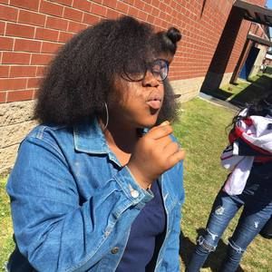 Meet your Posher, Kyra